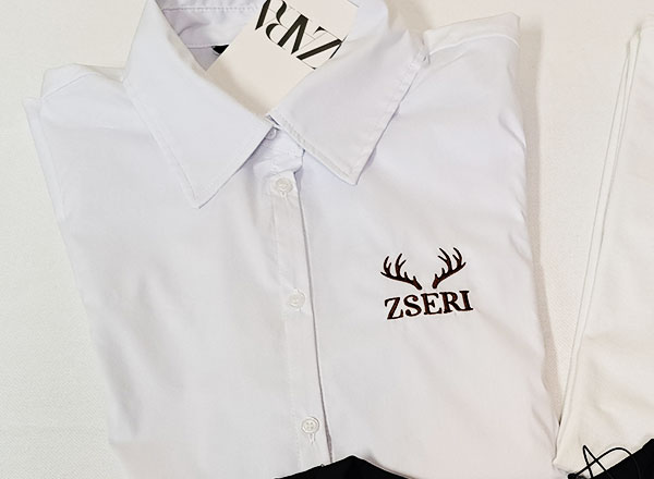 Hímzett ing - gépi hímzés